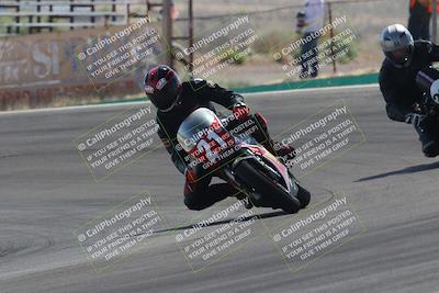 media/Apr-20-2025-AHRMA (Sun) [[393a79c373]]/Race/Group 12/Turn 4b/